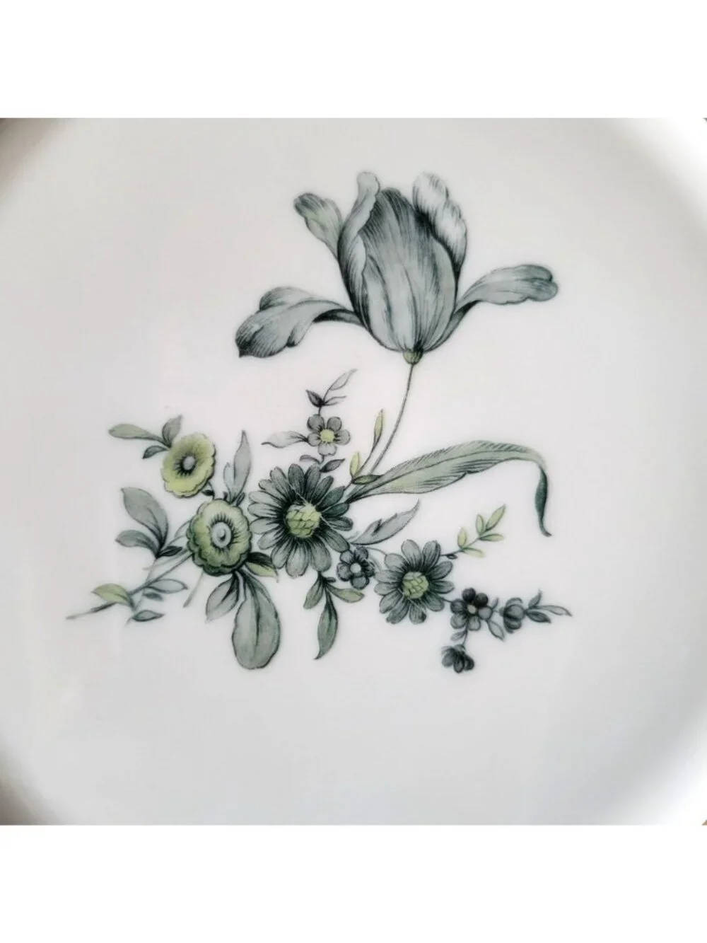 Vintage Royal Bayreuth Teal Tulip Dinner Plate 10.875